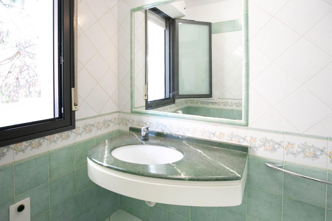 Residence Villa Dei Pini Rimini Zewnętrze zdjęcie