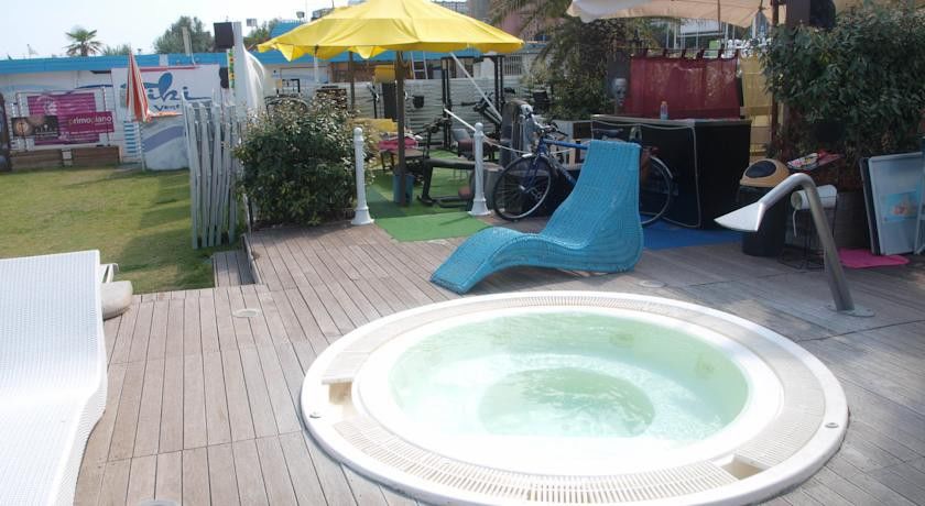 Residence Villa Dei Pini Rimini Zewnętrze zdjęcie